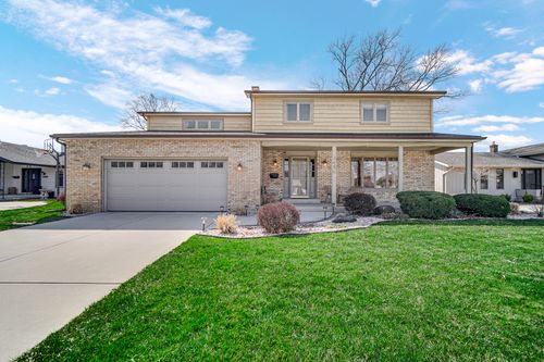 9456 Walnut Dr, Munster, IN, 46321-3821 | Card Image