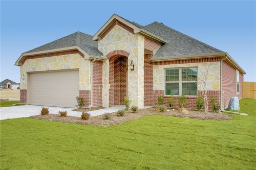 601 Beechwood Dr, Greenville, TX, 75402-8111 | Card Image