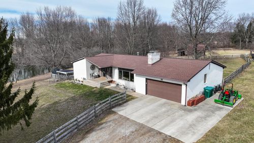 7020 Sportsman Club Rd, Johnstown, OH, 43031-8148 | Card Image