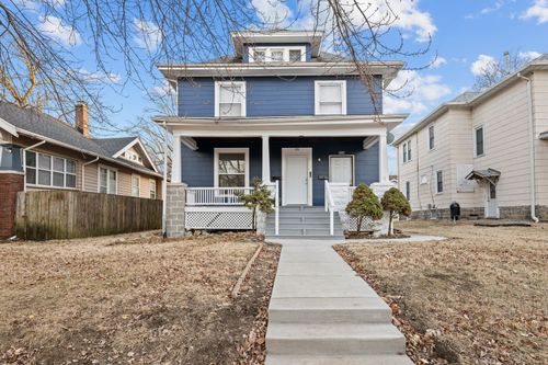 211 E Dover Ct, Davenport, IA, 52803-2625 | Card Image