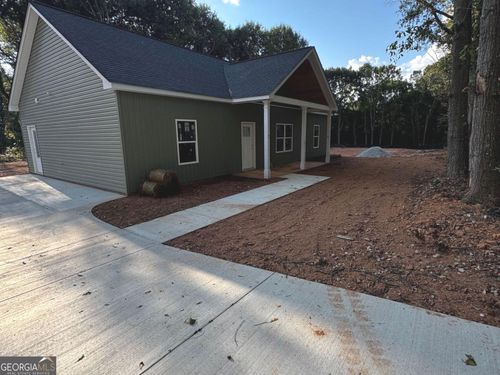 33 Peachtree Street, Hartwell, GA, 30643 | Card Image