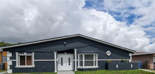 6757 Rose Dr, Miramar, FL, 33023-4852 | Card Image