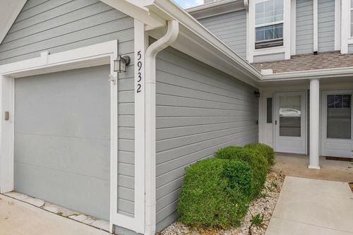 3b-5932 Ne Moonstone Dr, Lee's Summit, MO, 64064-1191 | Card Image