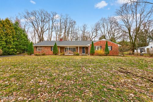 7 N Maple Ln, Albany, NY, 12211-1625 | Card Image