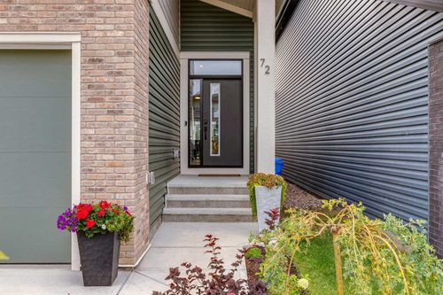 72 Wolf Hollow Villas Se, Calgary, AB, T2X5K2 | Card Image