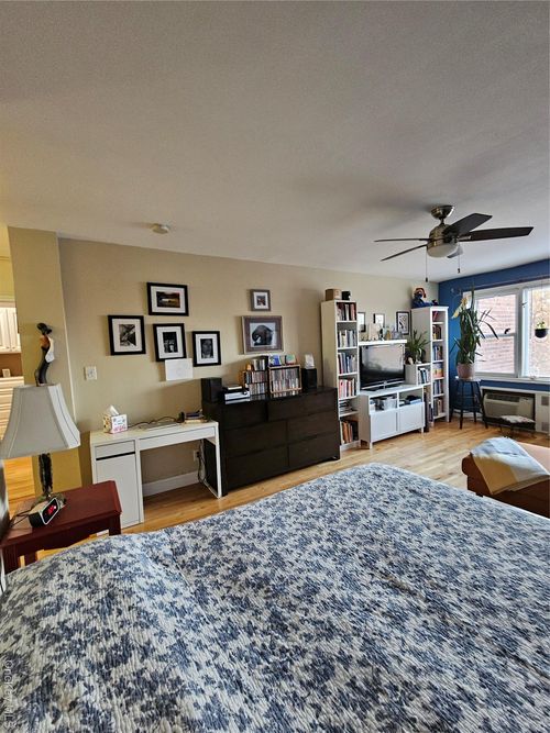 apt-3u-100 S Ocean Ave, Freeport, NY, 11520-3554 | Card Image