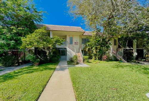 apt-203-403 Lakeview Dr, Weston, FL, 33326-2407 | Card Image