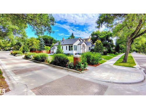 9758 88 Ave Nw, Edmonton, AB, T6E2P9 | Card Image