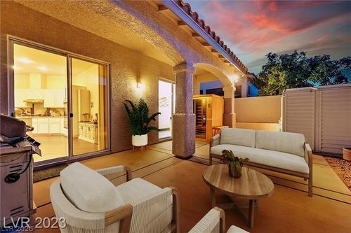 8086 Lapis Harbor Ave, Las Vegas, NV, 89117-2542 | Card Image