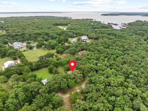 110 Lake Front Ct, Pottsboro, TX, 75076-4216 | Card Image