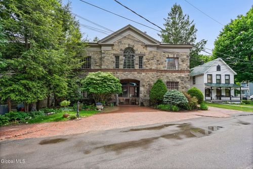 unit-1-14 Talford Pl, Saratoga Springs, NY, 12866-3426 | Card Image
