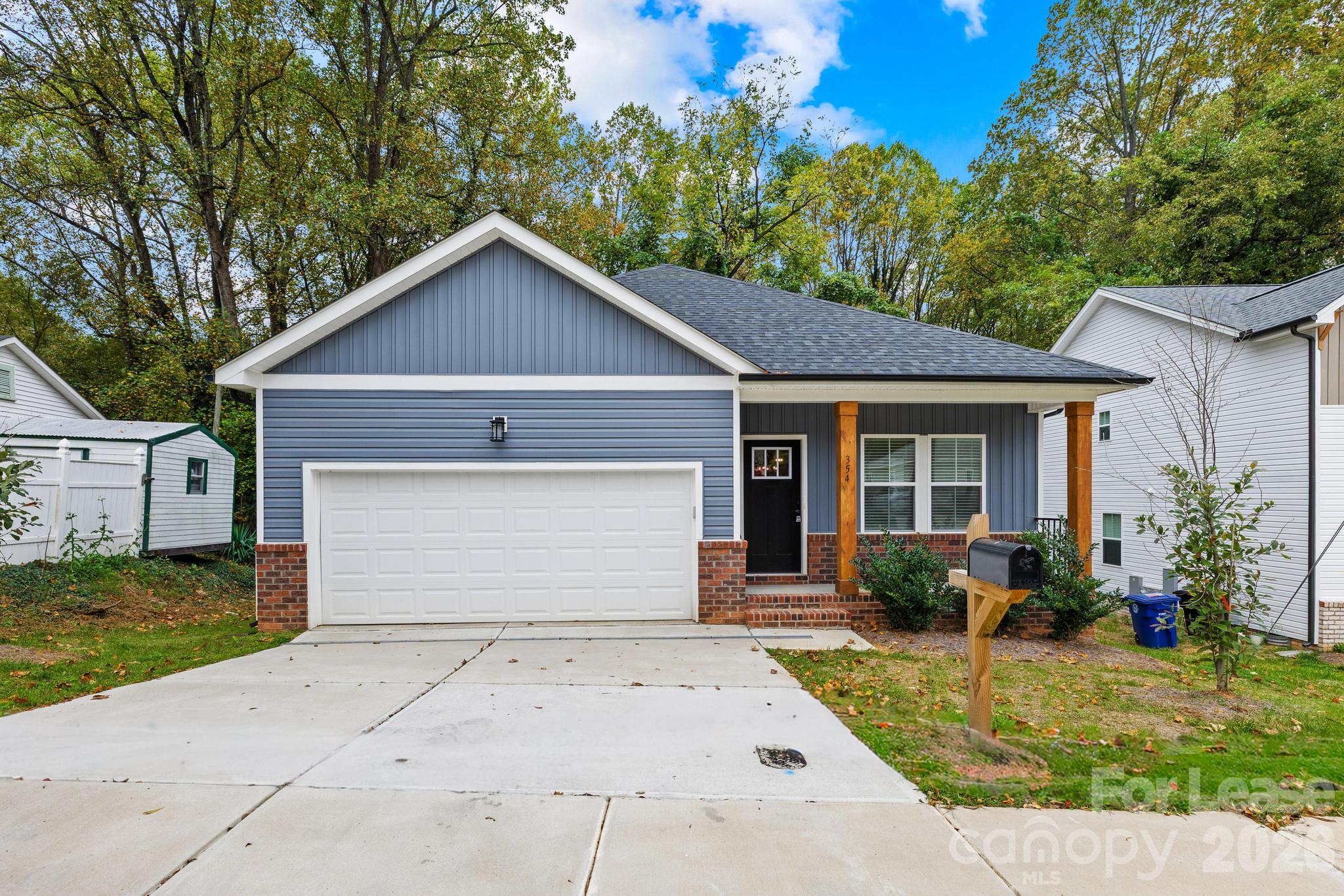 Residential Lease in Mooresville