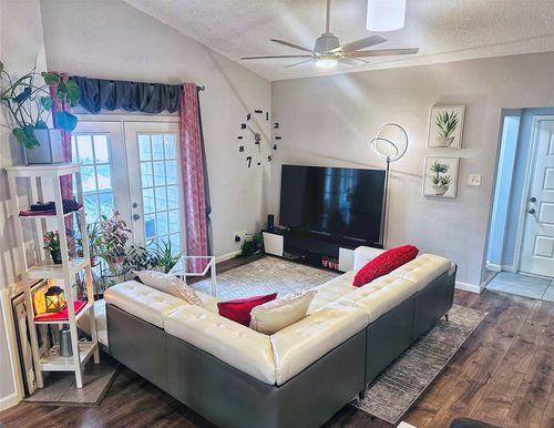 40-8545 Midpark Rd, Dallas, TX, 75240-4053 | Card Image