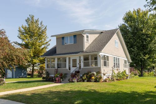 313 N Hudson Ave, Spring Valley, MN, 55975-1208 | Card Image