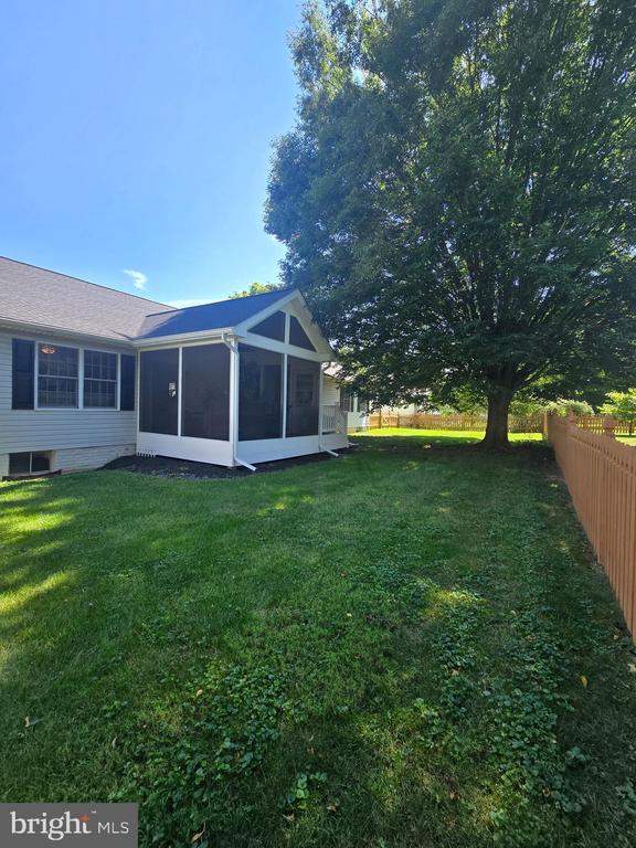 Residential in FALLING WATERS 2