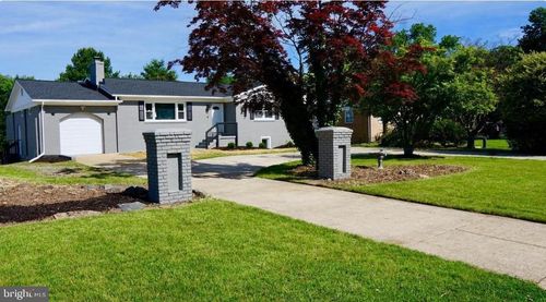 11509 Piscataway Rd, CLINTON, MD, 20735-9528 | Card Image