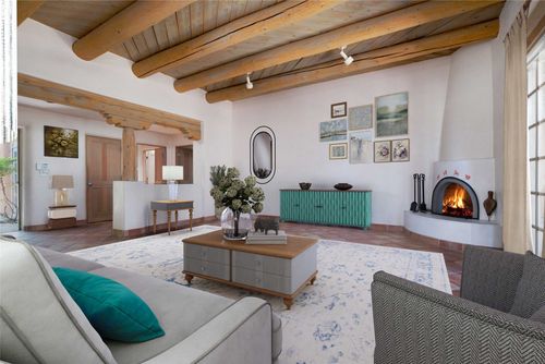802-3101 Old Pecos Trl, Santa Fe, NM, 87505-9094 | Card Image
