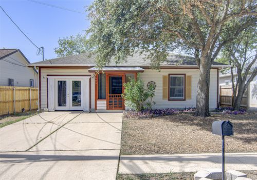 4605 Ribbecke Ave, Austin, TX, 78721-1421 | Card Image