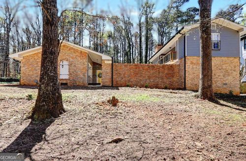 5213 Oxbow Rd, Stone Mountain, GA, 30087-1222 | Card Image