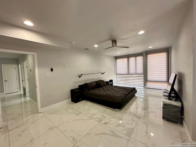 APT-2301 - 7701 Wurzbach Rd, Condo with 3 bedrooms, 3 bathrooms and null parking in San Antonio TX | Image 14