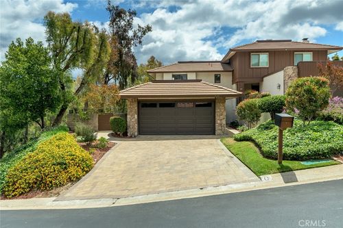 720 Starlight Heights Dr, La Canada Flintridge, CA, 91011-1853 | Card Image