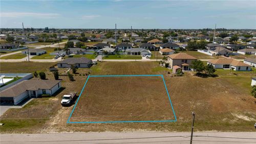 212 Ne 25th Street, Cape Coral, FL, 33909 | Card Image