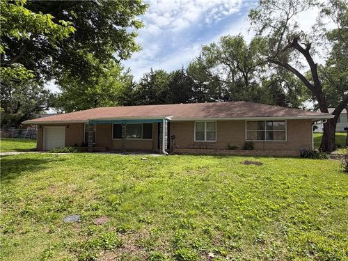 1713 N 43rd St, Kansas City, KS, 66102-1805 | Card Image