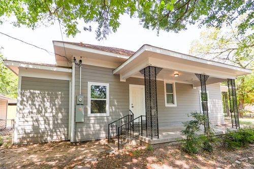 2303 Walworth St, Greenville, TX, 75401-5227 | Card Image