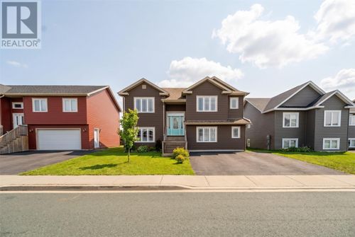 168 Diamond Marsh Dr, Saint John's, NL, A1H0N1 | Card Image