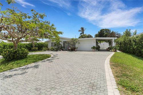 1282 Illinois Dr, NAPLES, FL, 34103-3851 | Card Image