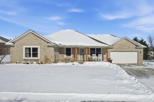 2510 Oak Dr, Clayton, IN, 46118-8985 | Card Image