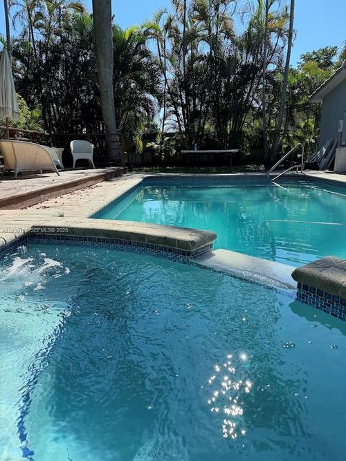 1811 N 40th Ave, Hollywood, FL, 33021-4849 | Card Image