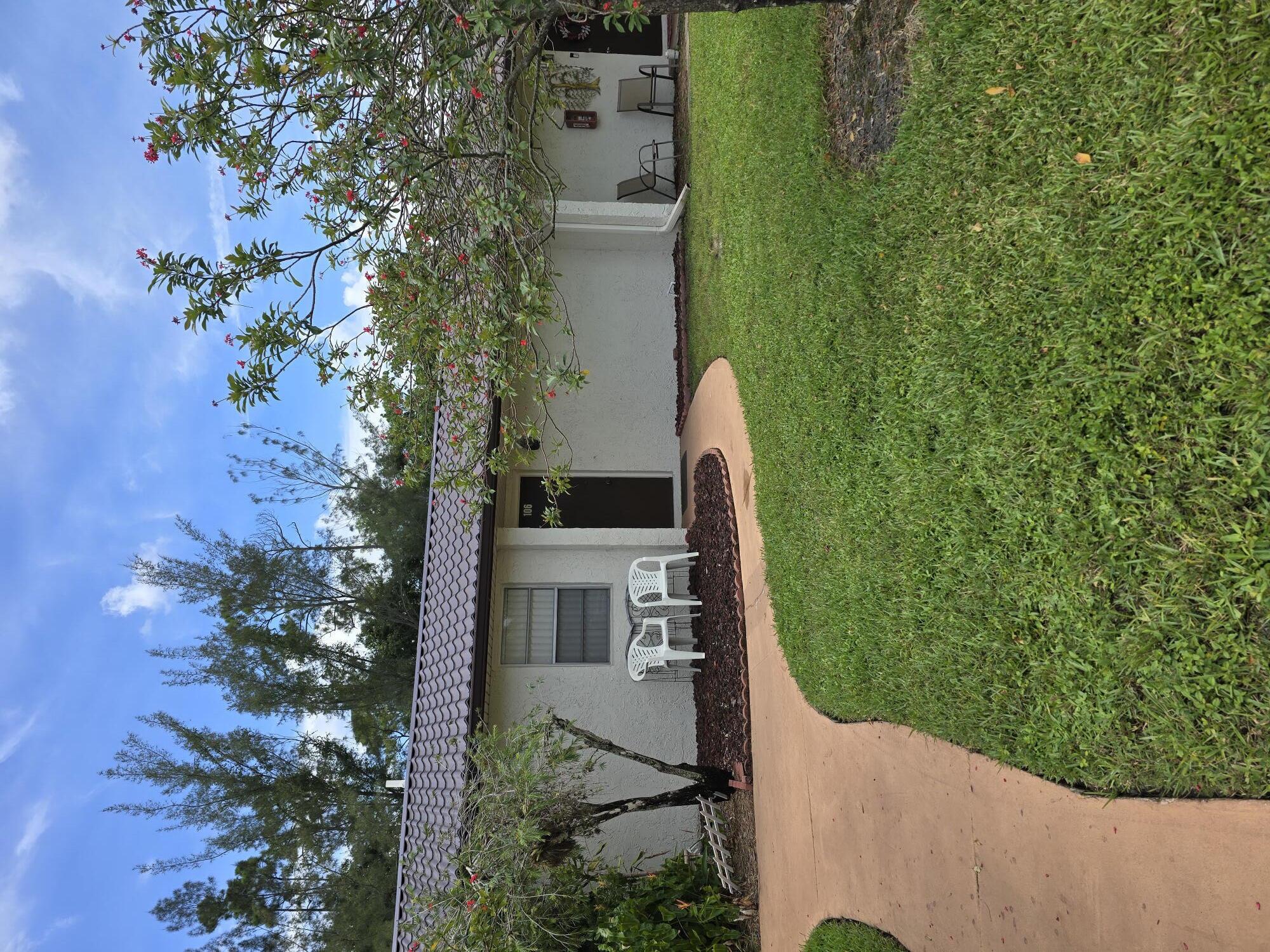 Lake Olive Dr, West Palm Beach, FL 33411