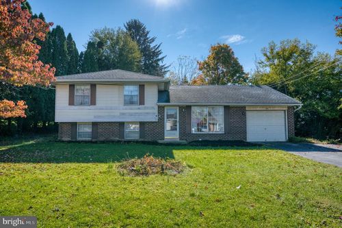 931 W Fairway Drive, LANCASTER, PA, 17603 | Card Image