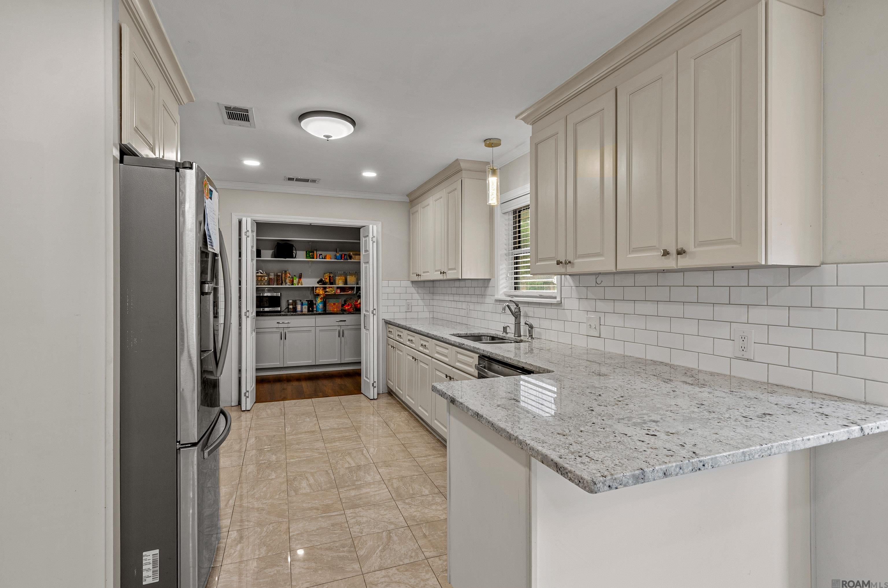 Residential in St Amant 4