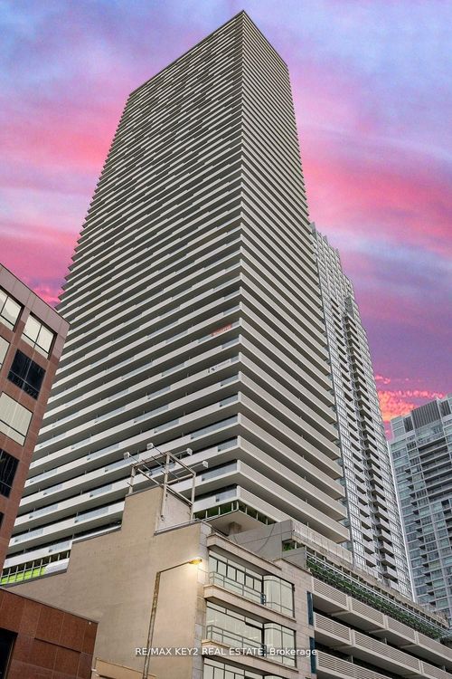 3402-2221 Yonge St, Toronto, ON, M4S0B8 | Card Image