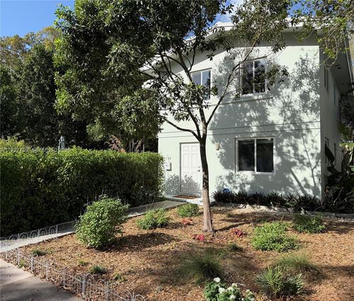 201 Fluvia Ave, Coral Gables, FL, 33134-7313 | Card Image