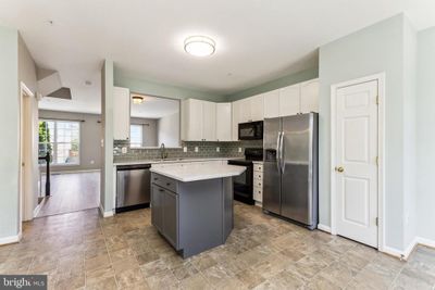 2590 Carrington Way, Townhouse with 2 bedrooms, 3 bathrooms and null parking in FREDERICK MD | Image 2