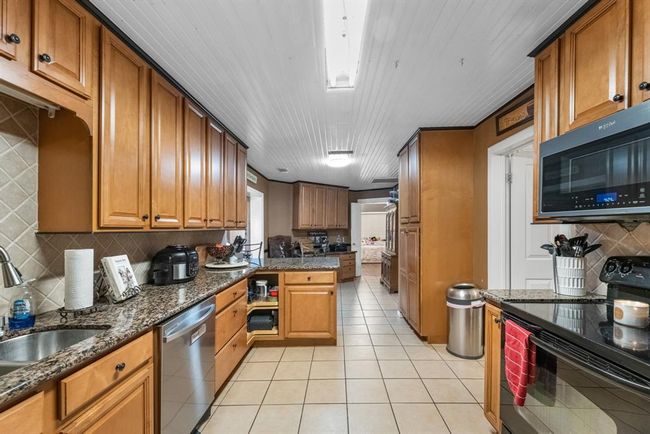 13236 Fm 1409, House other with 4 bedrooms, 3 bathrooms and null parking in Old River-Winfree TX | Image 25