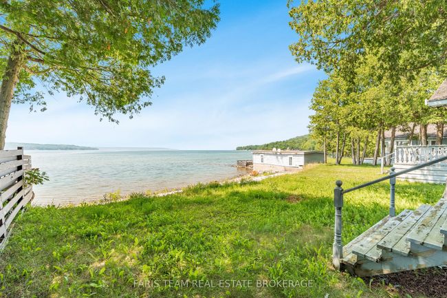 80 E Beach Rd, House other with 4 bedrooms, 2 bathrooms and 3 parking in Tiny ON | Image 28