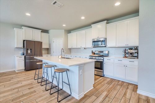345 Silktassel Way, Buda, TX, 78610-2253 | Card Image