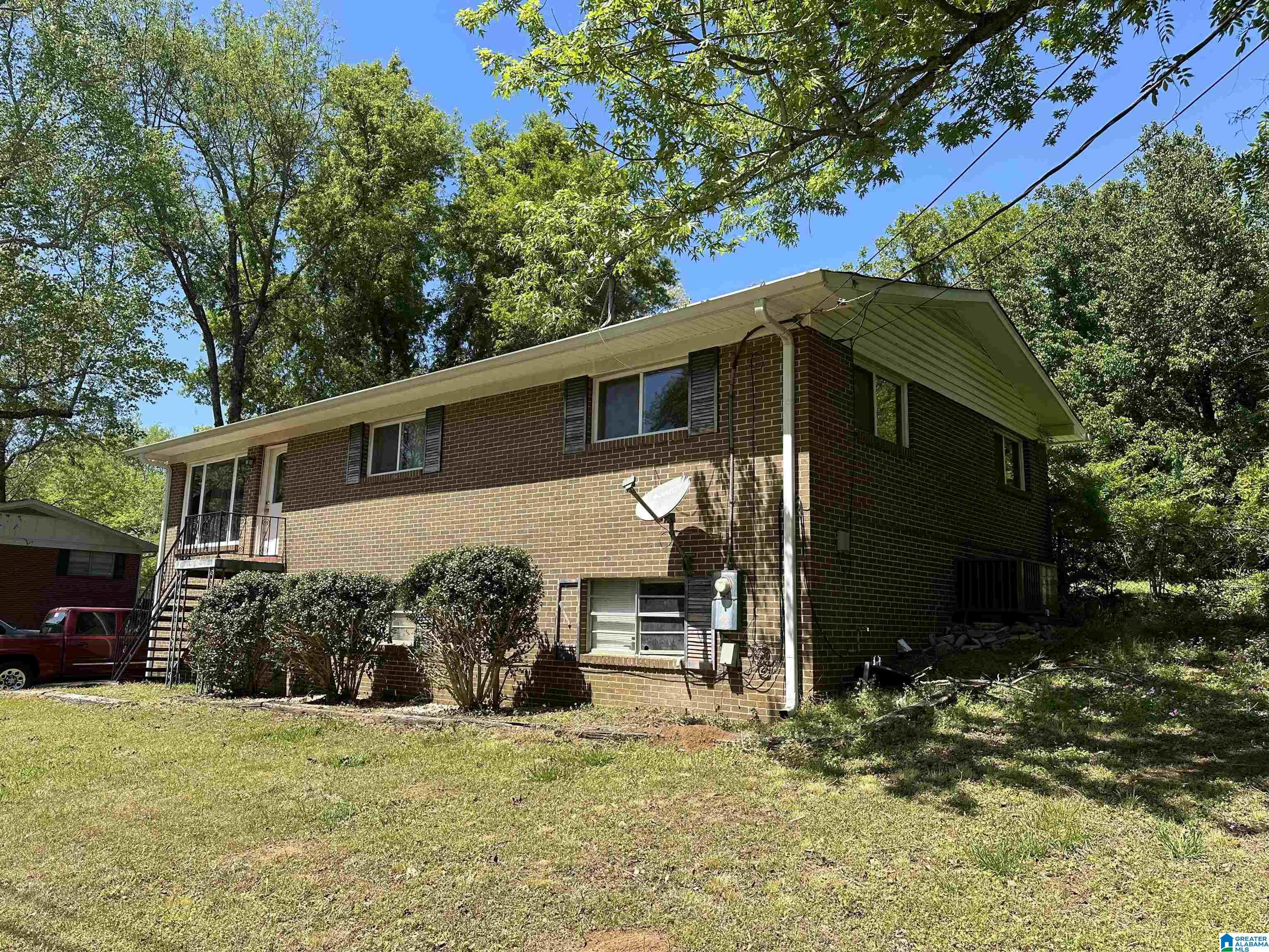 Jerrie Dale Dr, Anniston, AL 36201