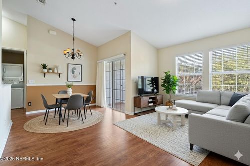 1309-575 Oakleaf Plantation Pkwy, Orange Park, FL, 32065-3571 | Card Image