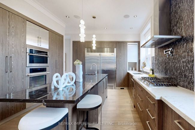 9 Hilda Ave, House other with 5 bedrooms, 6 bathrooms and 5 parking in North York ON | Image 9