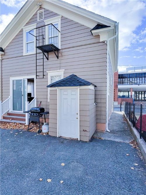 41 Monticello Street, Providence, RI, 02903 | Card Image