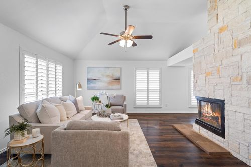 1601 Autumn Breeze Ln, Lewisville, TX, 75077-2429 | Card Image