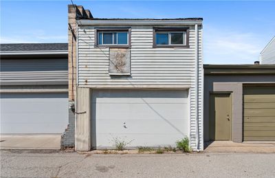 622 Emlin garage with loft above | Image 2