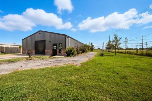 2037 Sun Dr, Rockwall, TX, 75032-7560 | Card Image