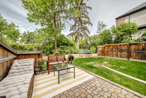 101-2218 30 St Sw, Calgary, AB, T3E2L8 | Card Image
