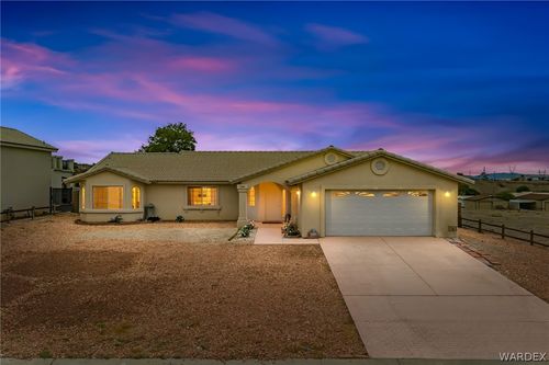 2484 Park Ridge Ave, Bullhead City, AZ, 86429-7204 | Card Image
